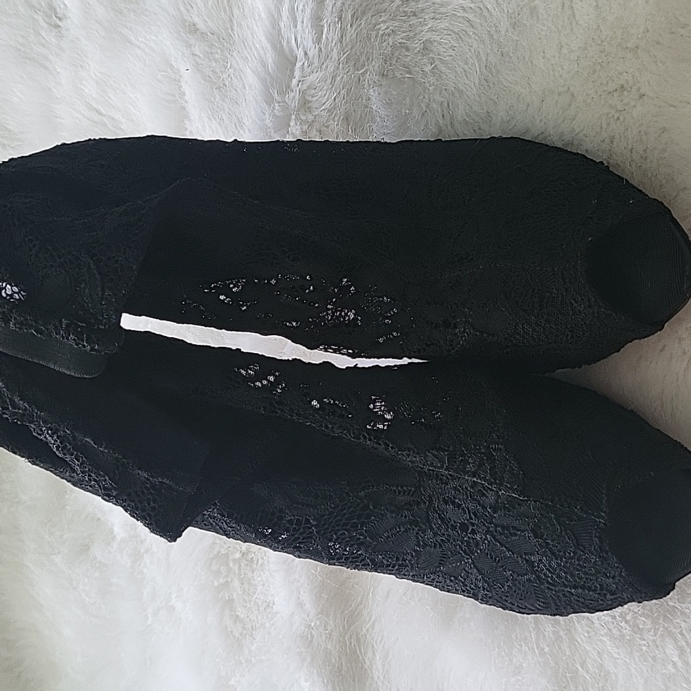Beautiful DOLCE &GABBANA BLACK ANCKLE BOOTS